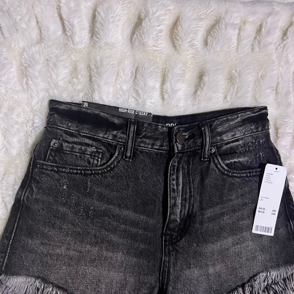 NWT BDG Women’s High Rise Cheeky Cut Off Shorts - Picture 3 of 12